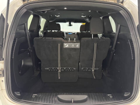 2020 Chrysler Pacifica Touring