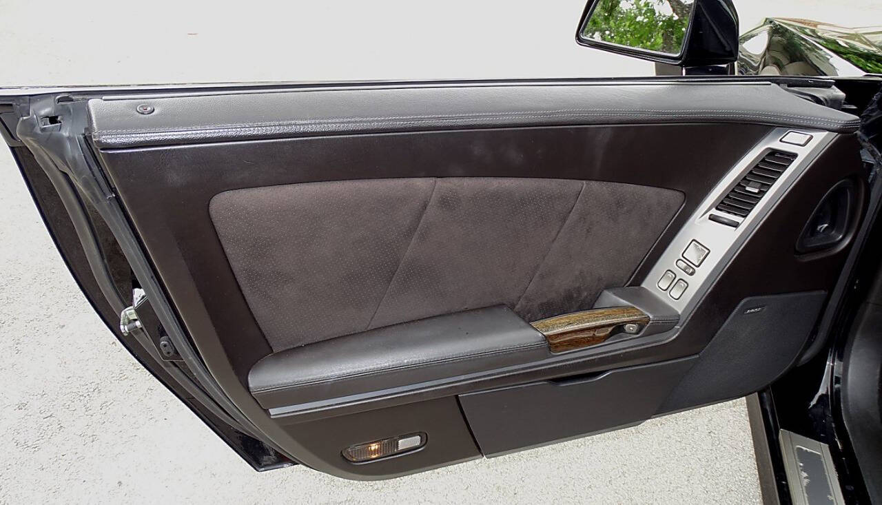 2006 Cadillac XLR-V 29
