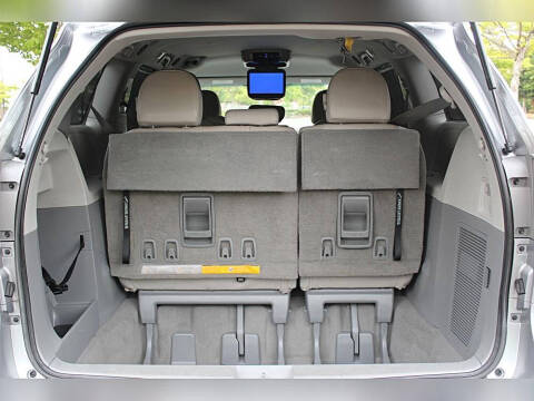 2011 Toyota Sienna