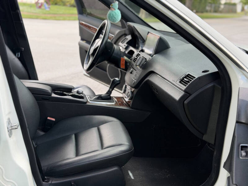 2010 Mercedes-Benz C-Class C 300 Sport