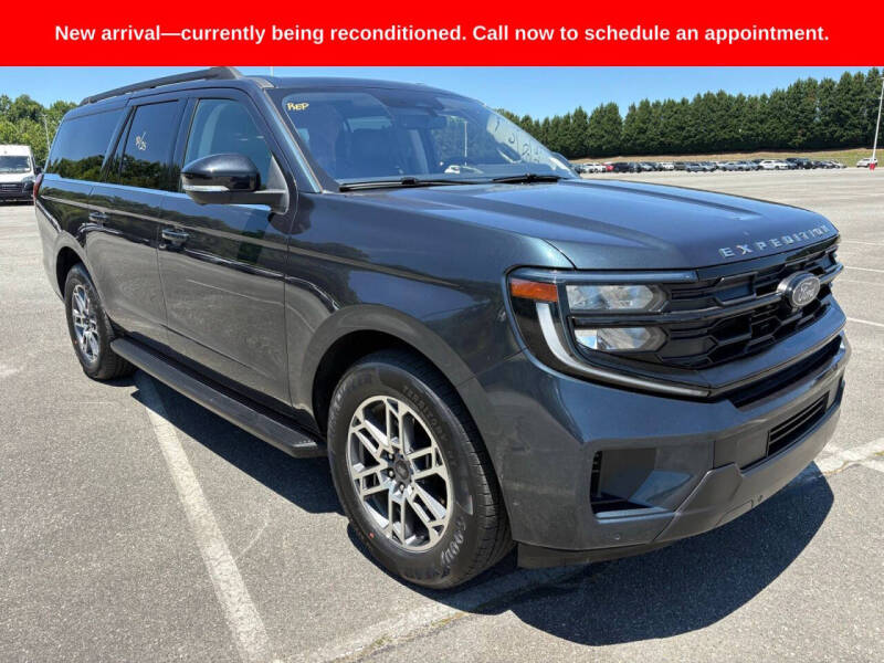 2025 Ford Expedition MAX Active