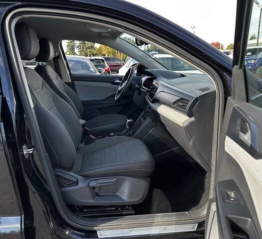 2024 Volkswagen Taos SE 4Motion