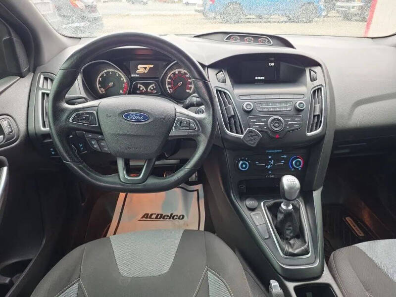 2018 Ford Focus ST