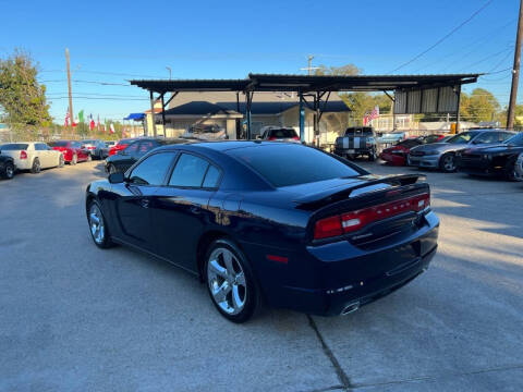 2014 Dodge Charger SE