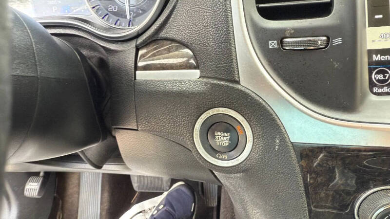 2018 Chrysler 300 Limited