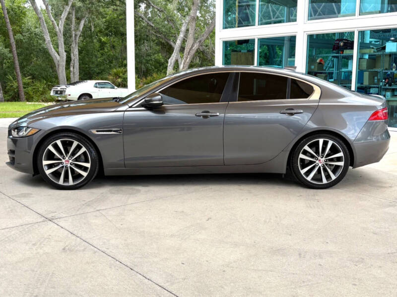 2017 Jaguar XE 25t Prestige