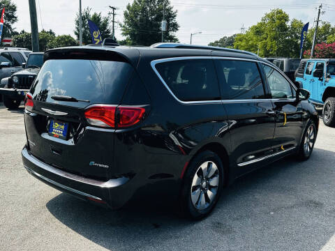 2018 Chrysler Pacifica Hybrid Limited
