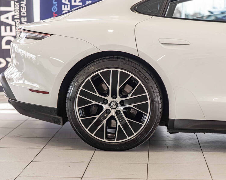 2022 Porsche Taycan