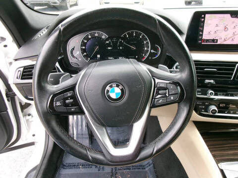 2019 BMW 5 Series 530i