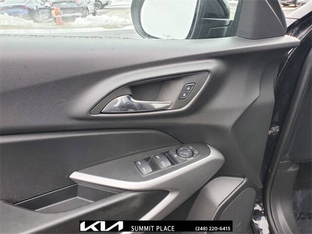 2024 Chevrolet Trax RS