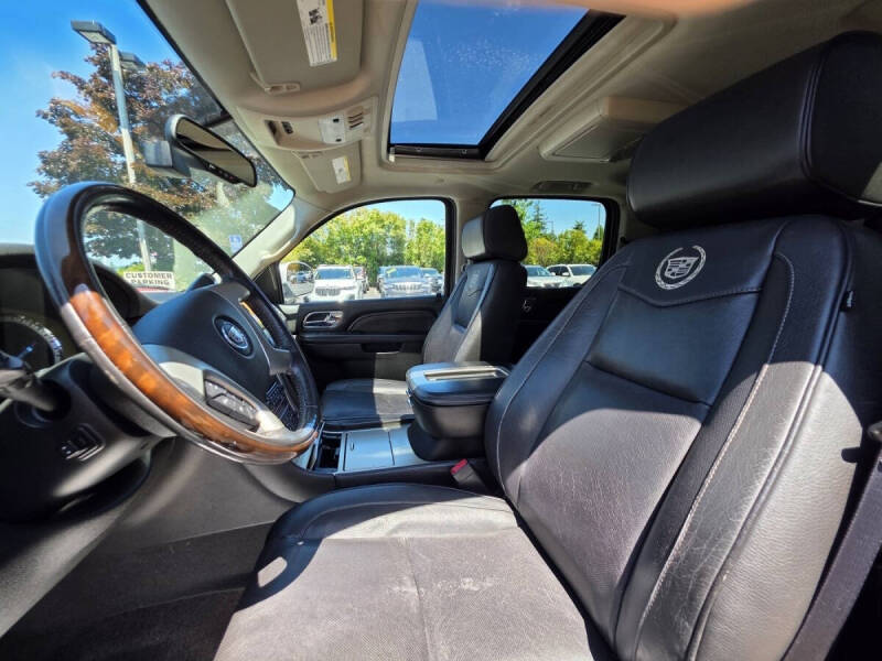 2012 Cadillac Escalade ESV Platinum Edition