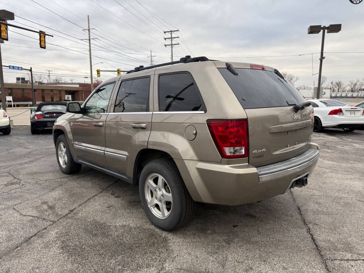 2005 Jeep Grand Cherokee Limited photo 11