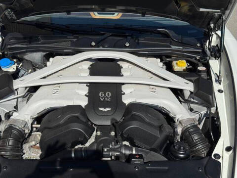 2015 Aston Martin Vanquish Volante