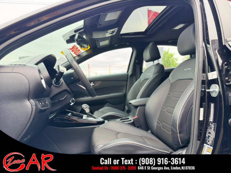 2022 Kia Forte GT Line