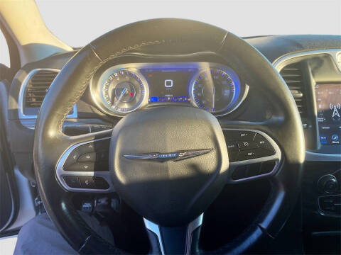 2021 Chrysler 300 Touring