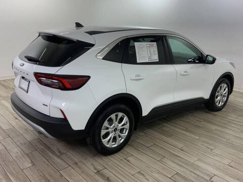 2023 Ford Escape Hybrid Active