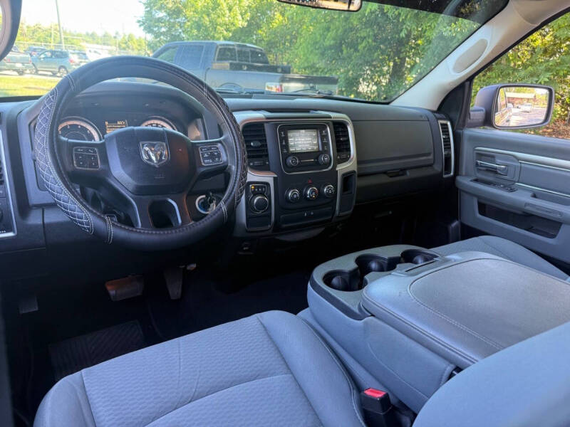 2019 RAM 1500 Classic Lone Star Silver