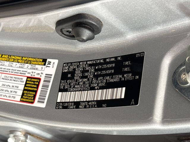 2023 Toyota Highlander L