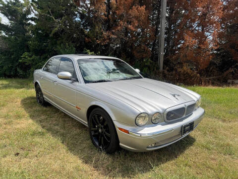 2004 Jaguar XJR