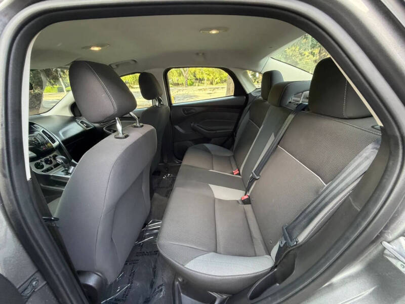 2012 Ford Focus SE