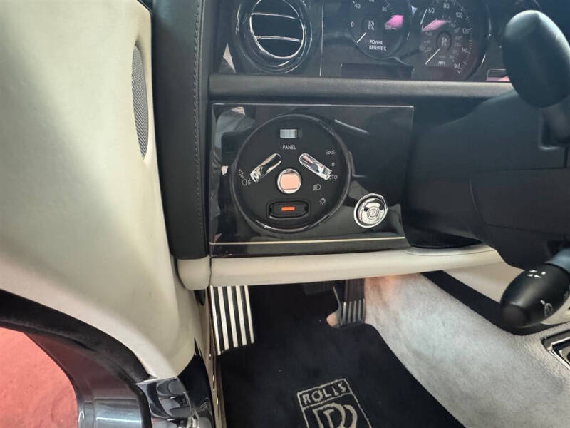 2012 Rolls-Royce Phantom Drophead Coupe