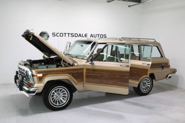 1989 Jeep Grand Wagoneer