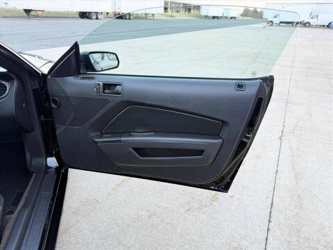 2014 Ford Mustang V6