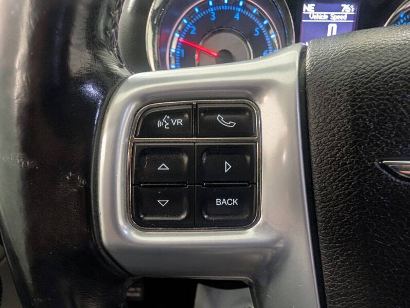 2013 Chrysler Town and Country Touring