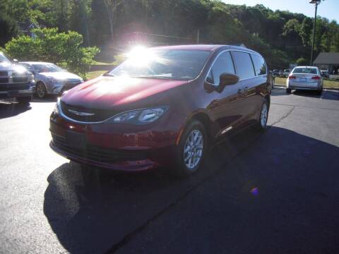 2017 Chrysler Pacifica for sale at 1-2-3 AUTO SALES, LLC in Branchville NJ