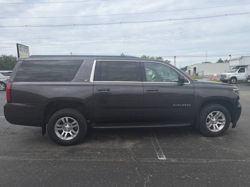 2016 Chevrolet Suburban LT
