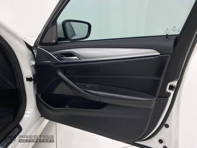 2019 BMW 5 Series 540i