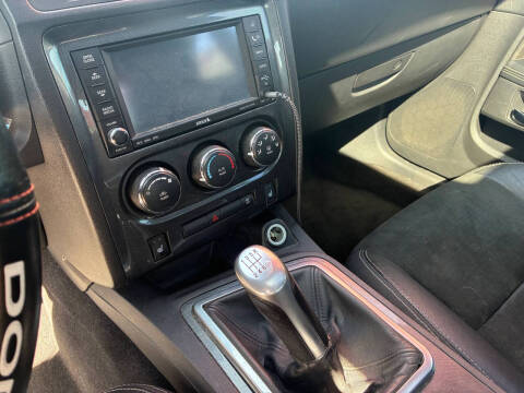 2010 Dodge Challenger SRT8