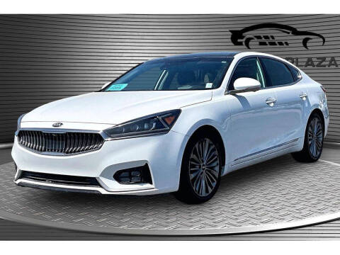 2018 Kia Cadenza Premium