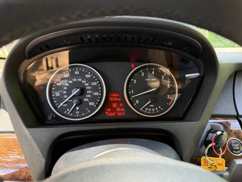 2010 BMW X5 xDrive30i