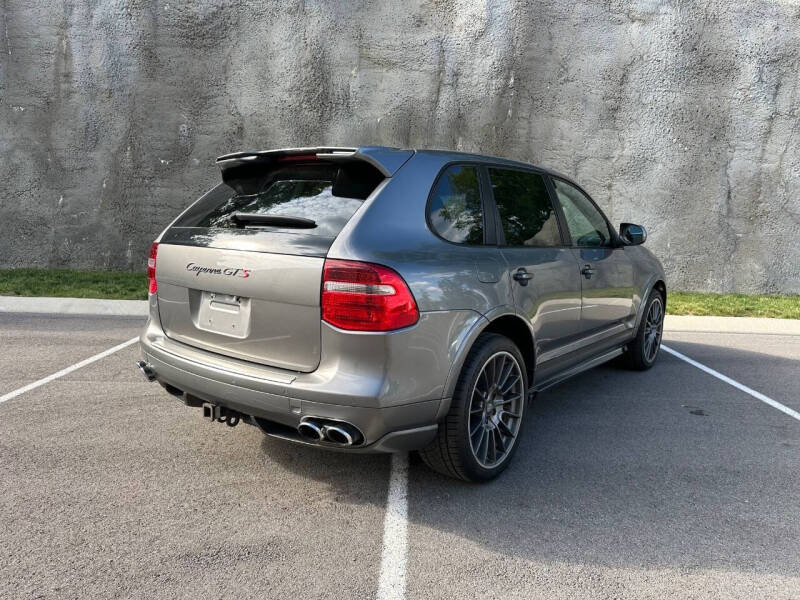 2010 Porsche Cayenne GTS