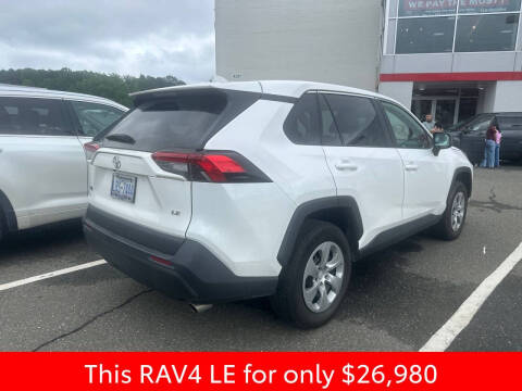 2023 Toyota RAV4 LE
