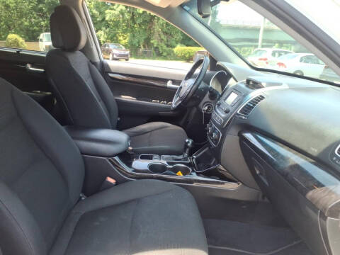 2015 Kia Sorento LX