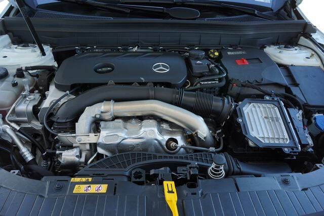 2025 Mercedes-Benz GLB GLB 250