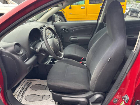 2013 Nissan Versa 1.6 S