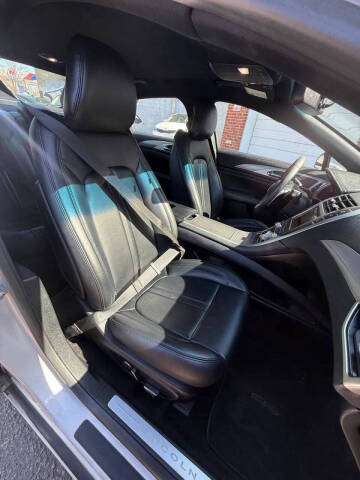 2017 Lincoln MKZ Premiere