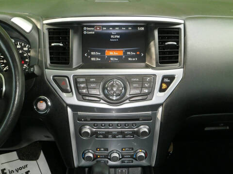 2018 Nissan Pathfinder SL