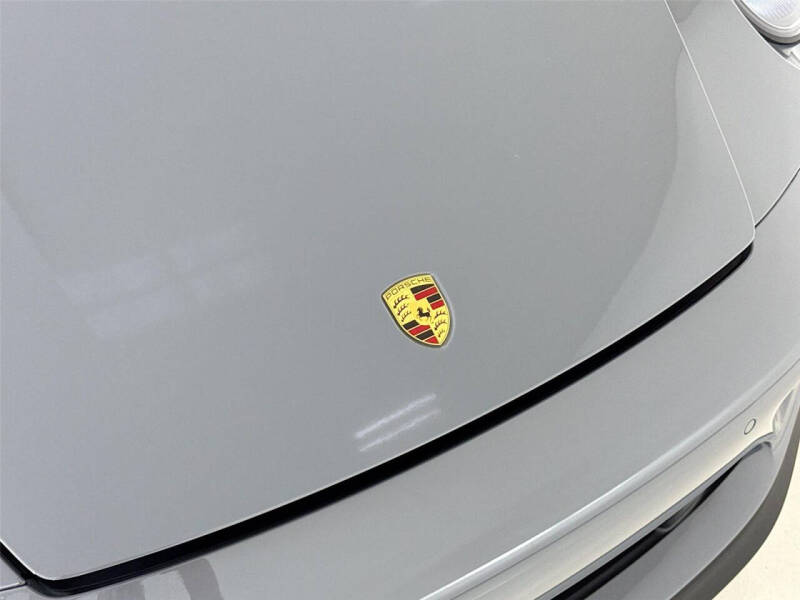 2023 Porsche 911 Carrera GTS