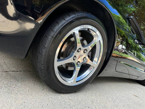 2004 Chevrolet Corvette