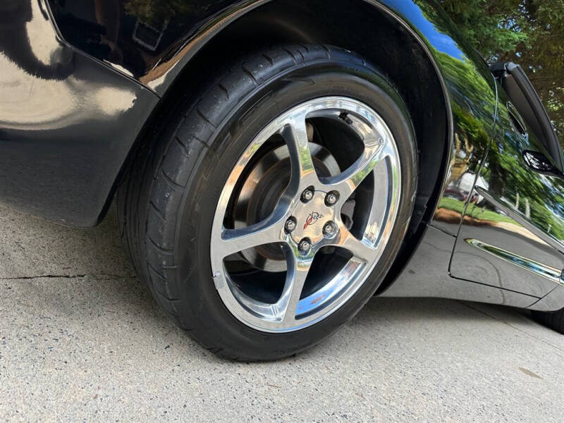 2004 Chevrolet Corvette