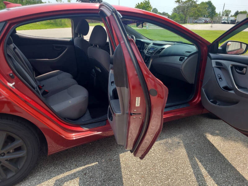 2016 Hyundai Elantra SE