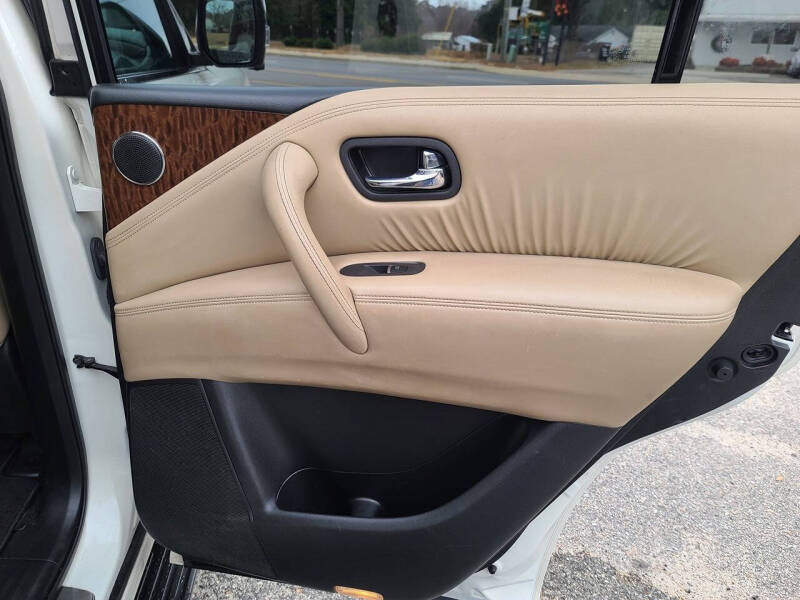 2017 Nissan Armada Platinum