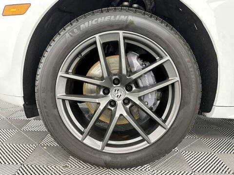 2023 Porsche Macan T