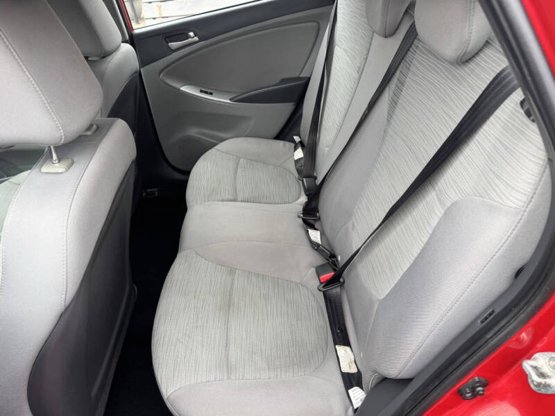 2016 Hyundai Accent SE