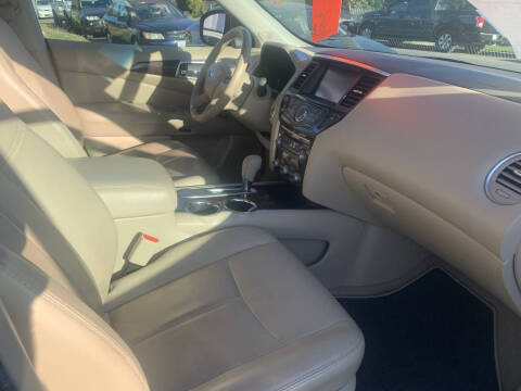 2014 Nissan Pathfinder Hybrid Platinum