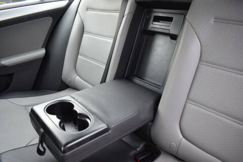 2013 Volkswagen Jetta Hybrid